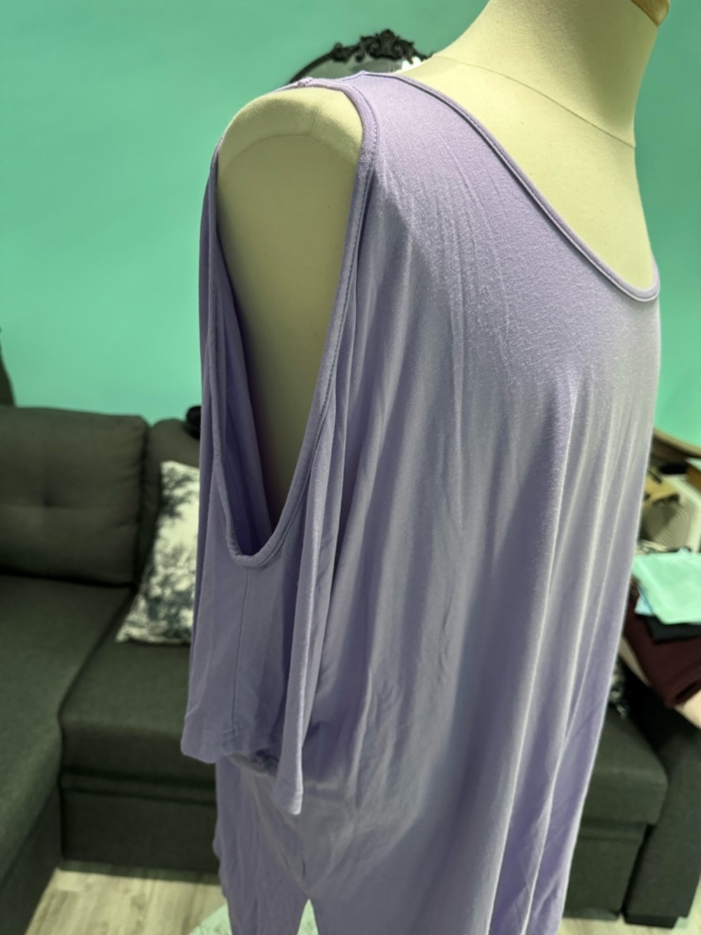 Relaxed Lavender Scoop-Neck Tunic Top w/ Cut Out Sleeves - Picture 3 of 8